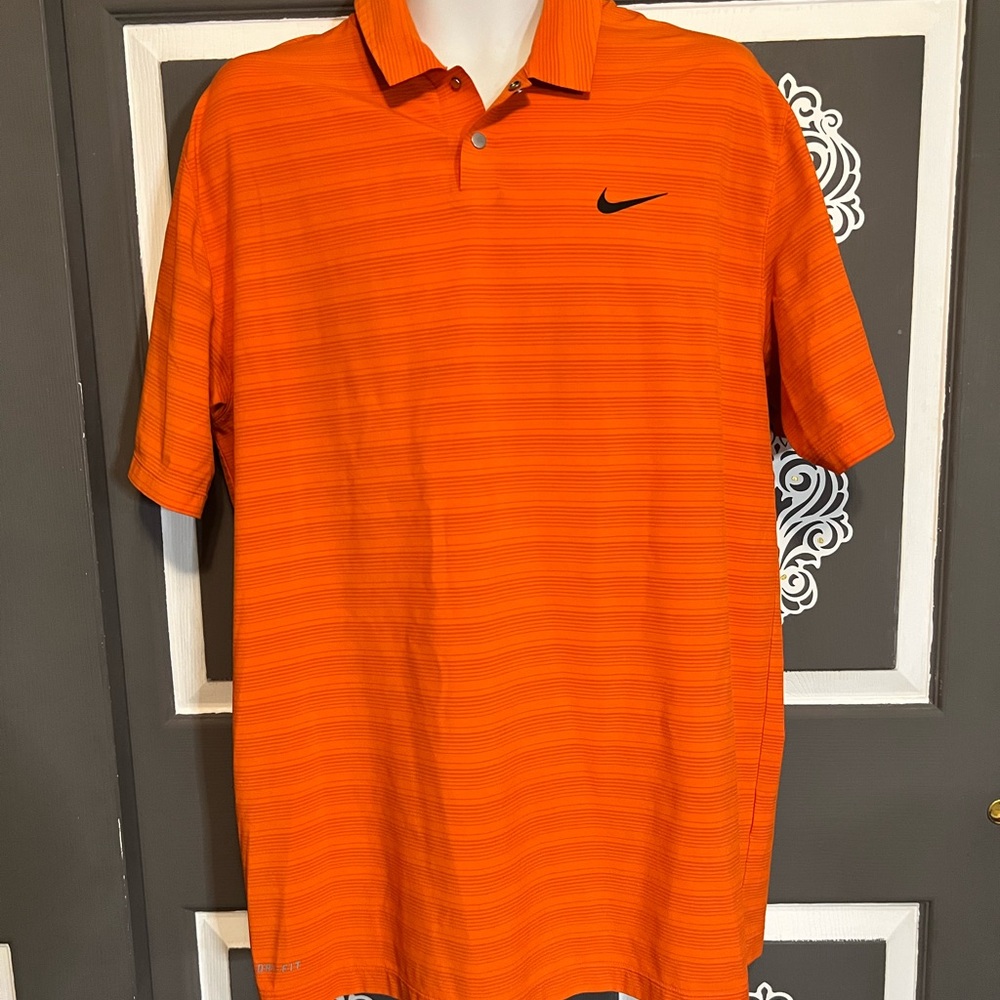Men’s Nike golf shirt Tiger Woods collection size large